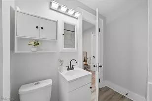 1037 Pitkin Ave, Akron, OH 44310 - Photo 16