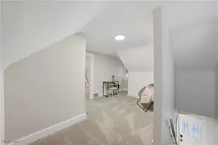 1037 Pitkin Ave, Akron, OH 44310 - Photo 30