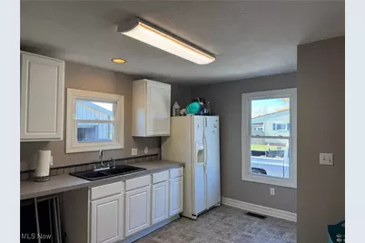 5392 Walters Street NE, East Canton, OH 44730 - Photo 8