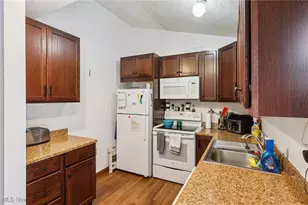 6023 Pioneer Trail, Hiram, OH 44234 - Photo 40