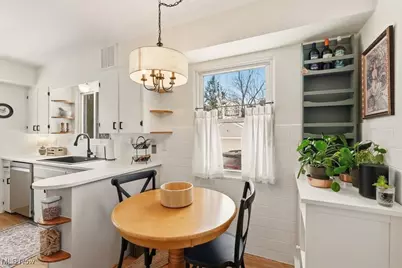 300 Melbourne Avenue, Akron, OH 44313 - Photo 24