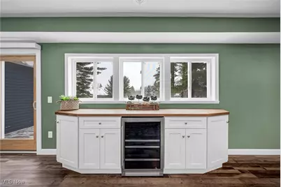 10831 Chillicothe Road, Kirtland, OH 44094 - Photo 8