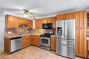 11850 Edgewater Dr, Oakwood, OH 44107 - Photo 12