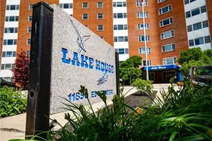 11850 Edgewater Dr, Oakwood, OH 44107 - Photo 4