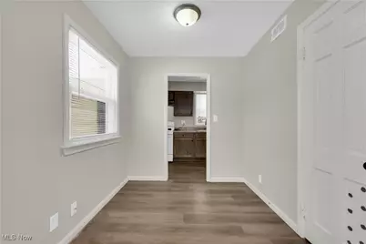 2016 Green Road, Loveland, OH 44121 - Photo 8