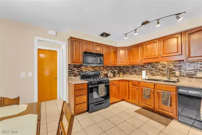 8556 Brecksville Road, Brecksville, OH 44141 - Photo 10