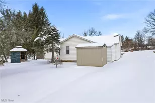 1287 W Pine Lake Rd, Salem, OH 44460 - Photo 8