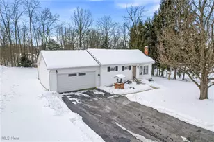 1287 W Pine Lake Rd, Salem, OH 44460 - Photo 6