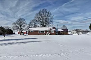 3419 Fredericksburg Rd, Wooster, OH 44691 - Photo 2