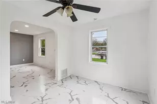 513 Gulf Rd, Elyria, OH 44035 - Photo 10