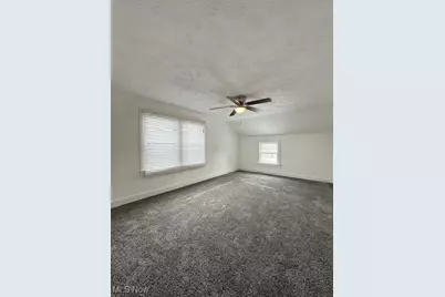 513 Gulf Road, Elyria, OH 44035 - Photo 16