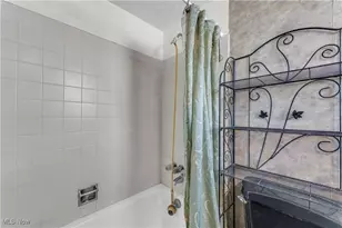 381 Boston Mills, Hudson, OH 44236 - Photo 24