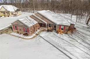 8525 Broxton Ct, Westfield Center, OH 44251 - Photo 2