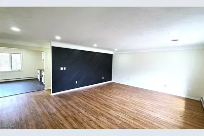 30529 Ridge Road, Wickliffe, OH 44092 - Photo 8