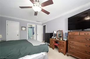 864 Kirkwall Dr, Akron, OH 44321 - Photo 12