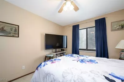 864 Kirkwall Drive, Akron, OH 44321 - Photo 14