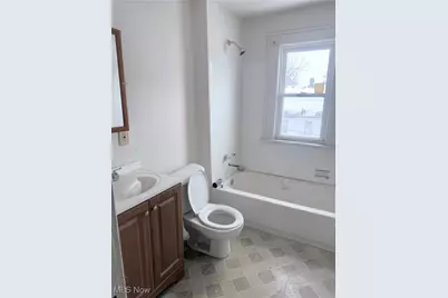 628 Bellevue Avenue, Akron, OH 44307 - Photo 8