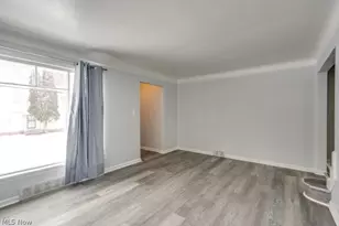 9809 Way Ave, Loveland, OH 44105 - Photo 4