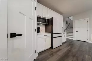 6162 James Dr, Lorain, OH 44053 - Photo 16