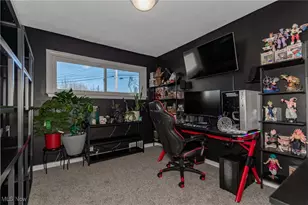 518 E 305th St, Willowick, OH 44095 - Photo 22