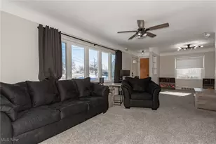 518 E 305th St, Willowick, OH 44095 - Photo 2