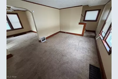 783 Leonard Street, Akron, OH 44307 - Photo 2
