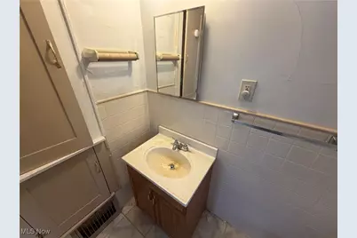 783 Leonard Street, Akron, OH 44307 - Photo 24