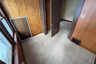 783 Leonard St, Akron, OH 44307 - Photo 4