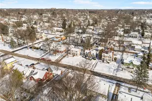 687 Crestview Ave, Akron, OH 44320 - Photo 34