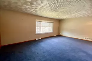 1859 Cromwell Dr, Akron, OH 44313 - Photo 2