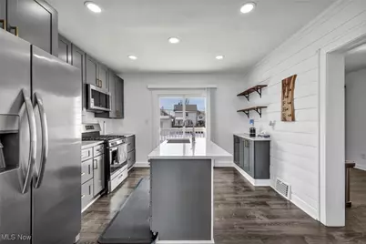 2204 Bunts Road, Oakwood, OH 44107 - Photo 8