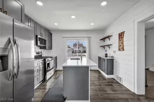 2204 Bunts Rd, Oakwood, OH 44107 - Photo 8