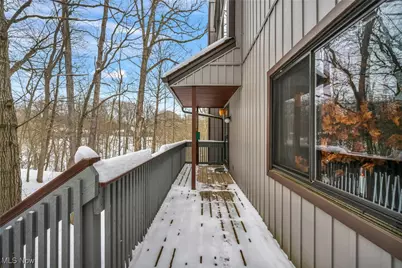 2189 Pinebrook Trail, Cuyahoga Falls, OH 44223 - Photo 6