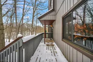 2189 Pinebrook Trail, Cuyahoga Falls, OH 44223 - Photo 6