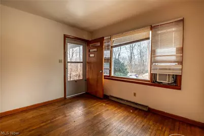 1062-1064 Saxon Avenue, Akron, OH 44314 - Photo 8