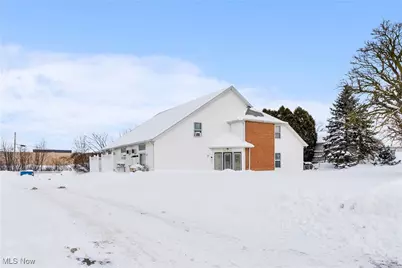 6042 Callaway Circle #5, Youngstown, OH 44515 - Photo 1