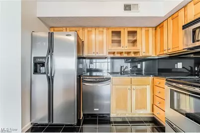 2222 Detroit Avenue #917, Loveland, OH 44113 - Photo 14