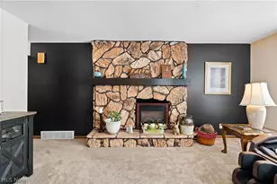 236 Knollwood Dr, Wadsworth, OH 44281 - Photo 8