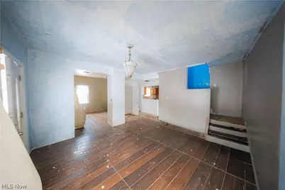 14609 Shaw Avenue, East Cleveland, OH 44112 - Photo 2