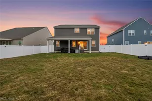 9216 Nash Ln, North Ridgeville, OH 44039 - Photo 2