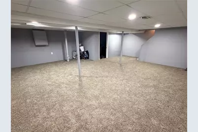 1915 Highlawn Avenue, Youngstown, OH 44509 - Photo 16