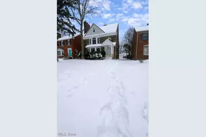 3575 Gridley Road, Huber Heights, OH 44122 - Photo 4