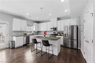 1397 Annette Ct, Oakwood, OH 44107 - Photo 12