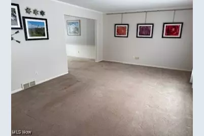 1026 Joy Oval, Green Hills, OH 44131 - Photo 8