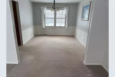 1026 Joy Oval, Green Hills, OH 44131 - Photo 10