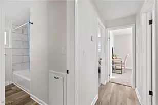 9856 Market Ave N, Hartville, OH 44632 - Photo 28