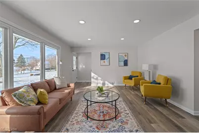 9856 Market Avenue N, Hartville, OH 44632 - Photo 12