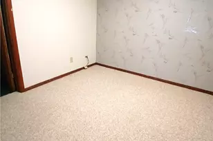 940 Trimble Pl, Sagamore Hills, OH 44067 - Photo 32