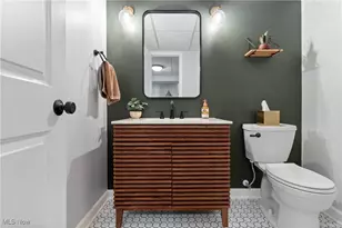 2248 Hivue Dr, Green, OH 44312 - Photo 18