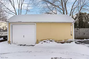 2248 Hivue Dr, Green, OH 44312 - Photo 24